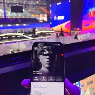 Telegram profile photo for 𝐋𝐔𝐍𝐀