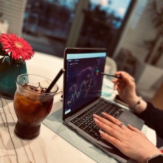 Telegram profile photo for اكاديمية سًلمي امام للتداول و الاستثمار