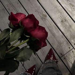 Telegram profile photo for قناة ستوࢪيات🫠🍓