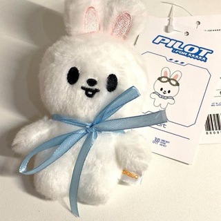 Telegram profile photo for ᥬ 𝐶𝐻𝐸𝑅𝑅𝑌 ٭ 𝑆𝐻𝑂𝑃 ᭄