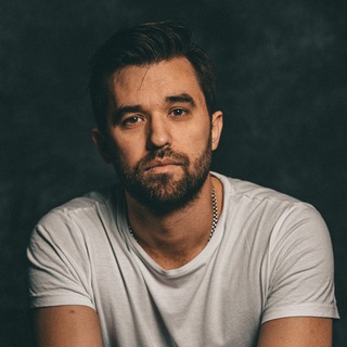 Telegram profile photo for Максим Лазарев. Сначала маску на себя