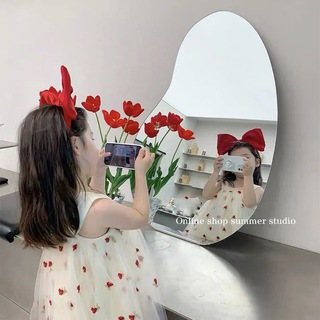 Telegram profile photo for أنثى رقيقة🪞🎀