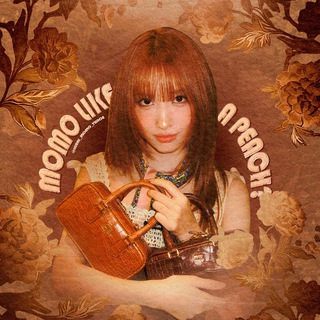 Telegram profile photo for momo like a peach?
