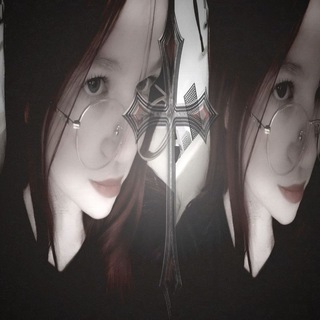 Telegram profile photo for อนาคตในอดีต¥.