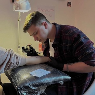 Telegram profile photo for Vesel8.tattoo