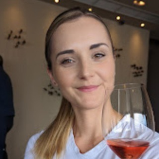 Telegram profile photo for Lady of Crypto Alerts 🚨