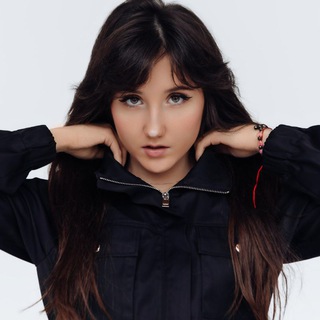 Telegram profile photo for Victoria Niro