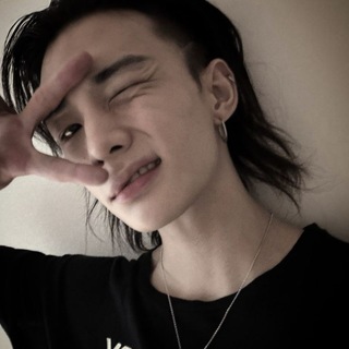 Telegram profile photo for 𝖱𝖾𝖽 𝖳𝗁𝗋𝖾𝖺𝖽 ?🆕