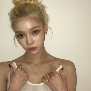Telegram profile photo for Kim Minjeong