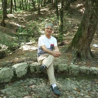 Telegram profile photo for زبان انگلیسی دبیرستان