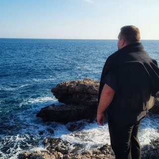 Telegram profile photo for Владислав Тараненко. Трейдер, инвестор, аналитик
