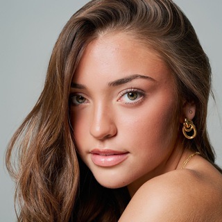 Telegram profile photo for Elise Presley π