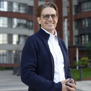 Telegram profile photo for Антон • ПРО ВИЗЫ И ПУТЕШЕСТВИЯ✈️