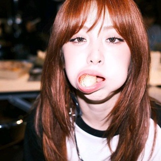 Telegram profile photo for yunjin stickers