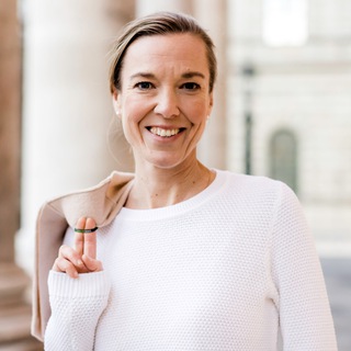 Telegram profile photo for Carolin Otzelberger - Expertin für souveräne Selbstführung und Inner Leadership