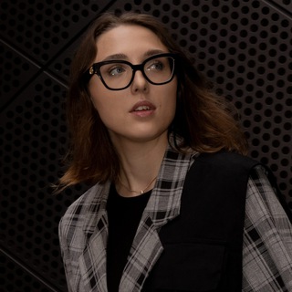 Telegram profile photo for Woman talking