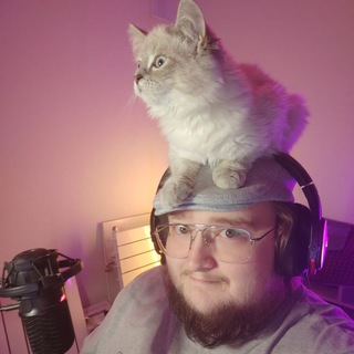 Telegram profile photo for ЛОГОВО ДЕДА МАФФИНА