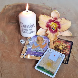 Telegram profile photo for Kartenblick mit Anja Summer