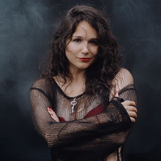 Telegram profile photo for Психолог и немного ведьма 🗝️