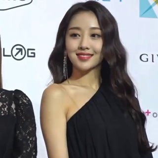 Telegram profile photo for Yves♡
