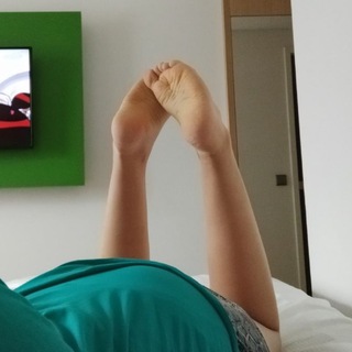 Telegram profile photo for ножки и ступни девчие