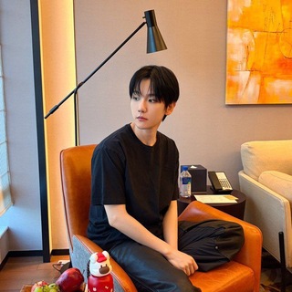 Telegram profile photo for 𝗋𝖾𝗏𝖾𝗋𝗂𝖾𝗑𝗈 D-Day