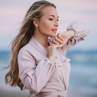 Telegram profile photo for Илона Ребицкая «ГОЛОС. МАНТРЫ. ЙОГА.