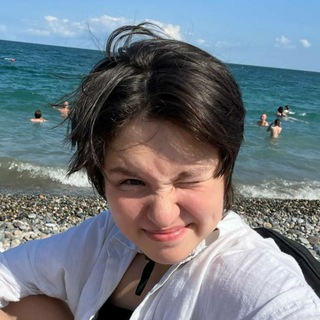 Telegram profile photo for Алиса в мире дизайна