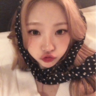 Telegram profile photo for luna has a secret 💌