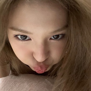 Telegram profile photo for stickers chiquita