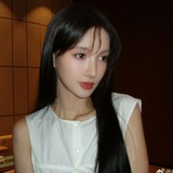 Telegram profile photo for Gina Jin.
