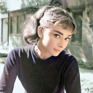 Telegram profile photo for Retro Bella