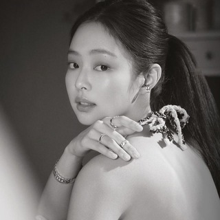 Telegram profile photo for Jennie