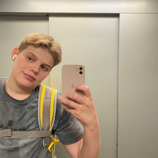 Telegram profile photo for АНЮТИН ПЕРЕЕХАЛ НА НОВЫЙ АККАУНТ