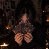 Telegram profile photo for Luna Tarot | لونا تاروت 🌙