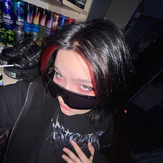 Telegram profile photo for Яма на асфальте✨
