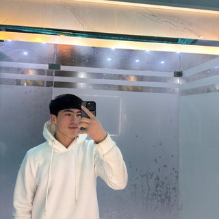 Telegram profile photo for Mee๐ชฝ