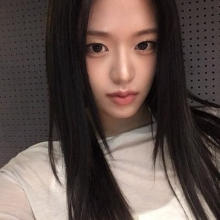 Telegram profile photo for 🔒안유진 An Yujin