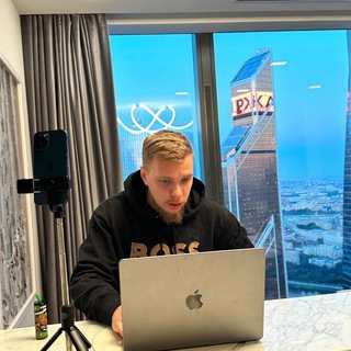 Telegram profile photo for Павел Пузырев | Директор по денежкам 💰