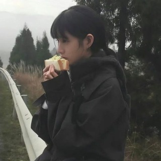 Telegram profile photo for silence with subtitles 空