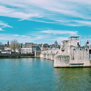 Telegram group profile photo for Маастрихт🔹️ruMaastricht