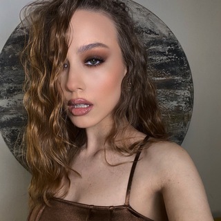 Telegram profile photo for Alesandra Erman | Макияж и косметика