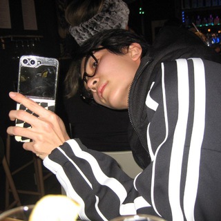 Telegram profile photo for 𝖪𝗈𝗆𝗈𝗋𝖾𝖻𝗂