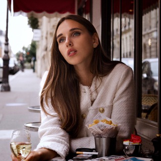 Telegram profile photo for Заметки Парижанки🇫🇷