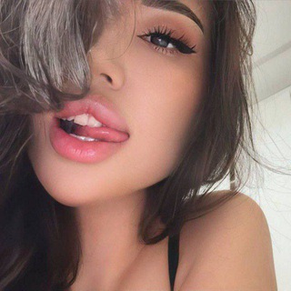 Telegram profile photo for ㅤㅤㅤㅤㅤㅤ 👠🍭