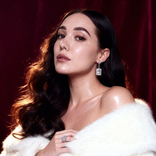 Telegram profile photo for Эвелина | Оживление фото и нейрофотосессия