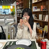 Telegram profile photo for Jiheon baek.