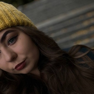 Telegram profile photo for Kruglova🤍 Свечи | Косметика | Причёски
