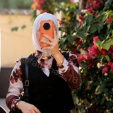Telegram profile photo for "فاطمِة ، أو رُبما شَيءٌ منها..