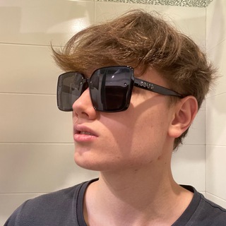 Telegram profile photo for YUNG STUFF